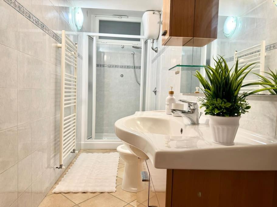 Appartement Casa Nel Verde - 4 Posti Letto à Chiaravalle Marche Extérieur photo